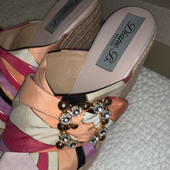 Diane B. Milano Wedges - Picture 2 of 3